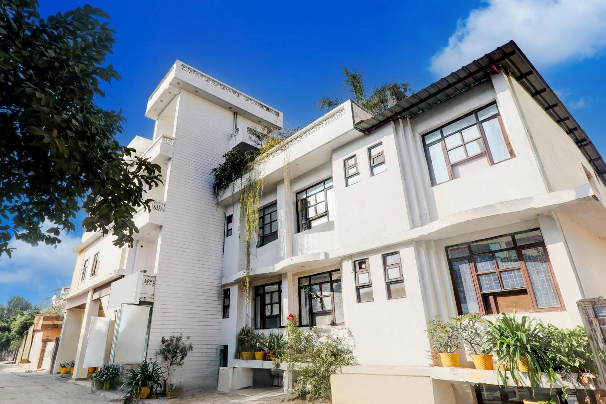 Chinhat Super Hotel O Insaf Nagar Munshipuliya Formerly Vibrant מראה חיצוני תמונה