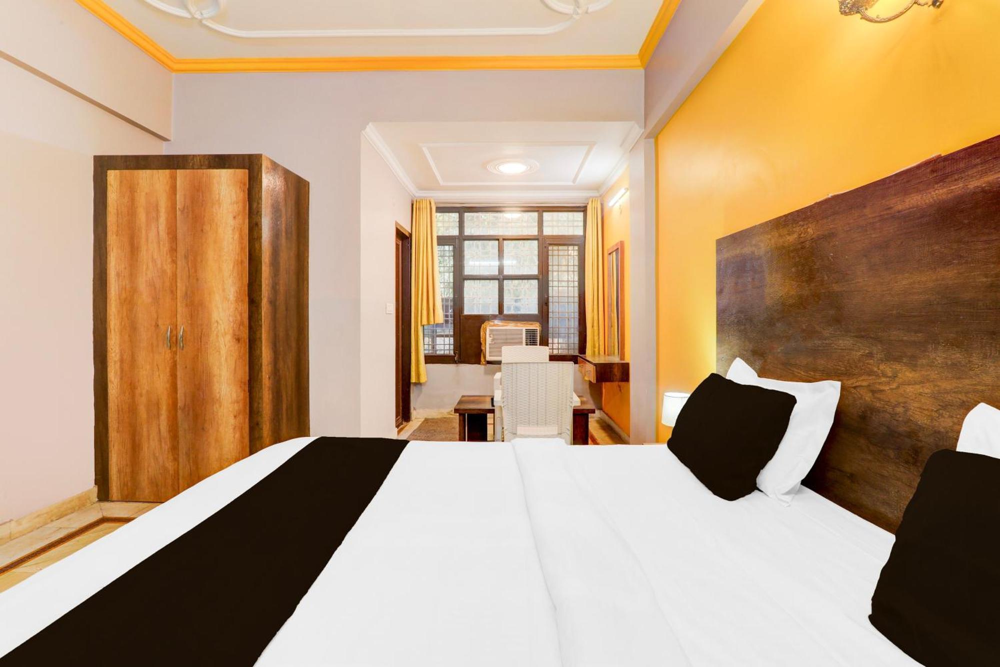 Chinhat Super Hotel O Insaf Nagar Munshipuliya Formerly Vibrant מראה חיצוני תמונה