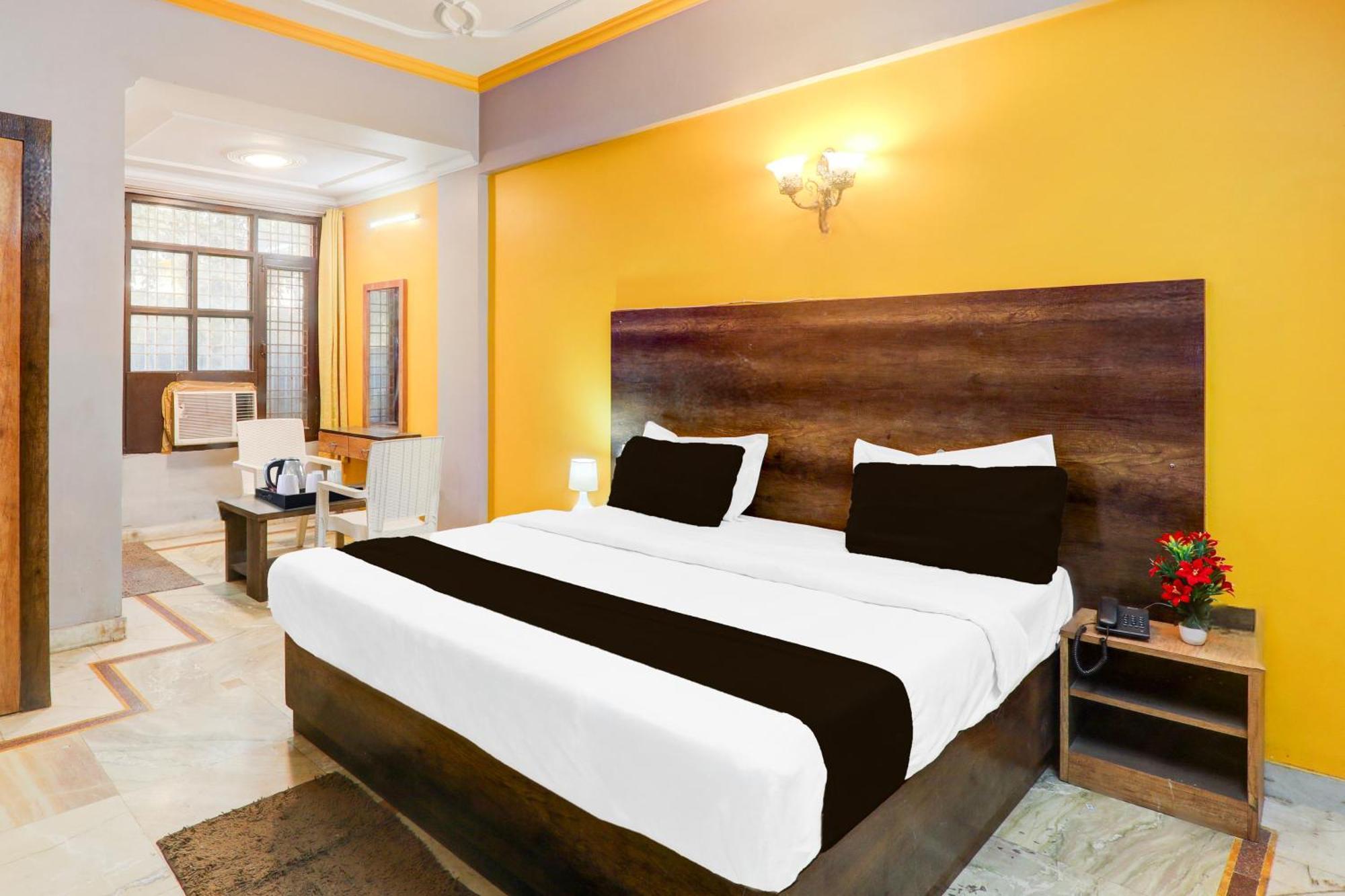 Chinhat Super Hotel O Insaf Nagar Munshipuliya Formerly Vibrant מראה חיצוני תמונה