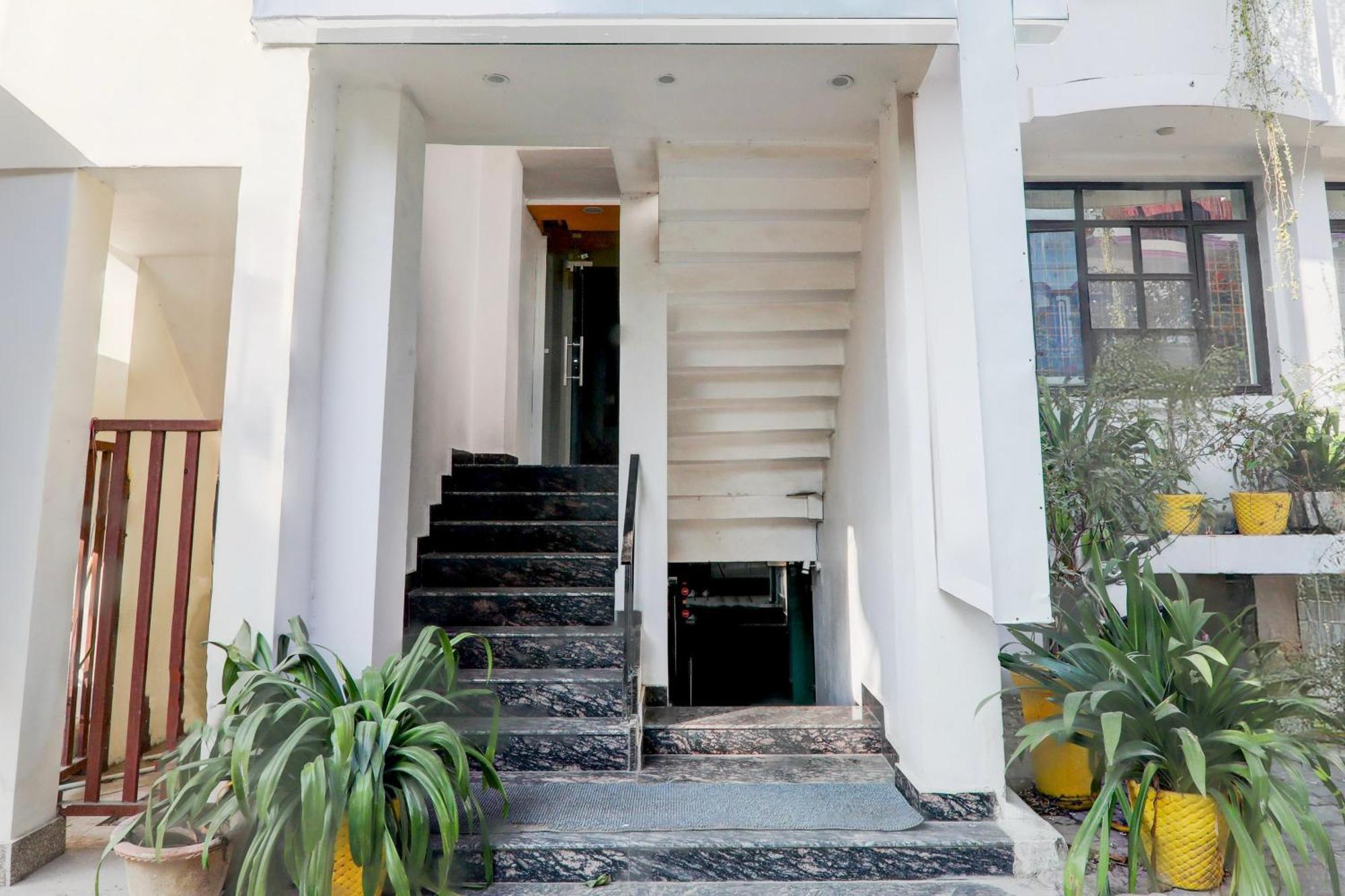 Chinhat Super Hotel O Insaf Nagar Munshipuliya Formerly Vibrant מראה חיצוני תמונה